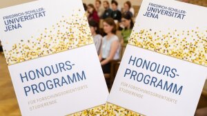 Flyer zum Honours-Programm